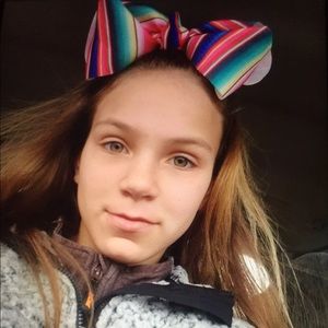 Meet your Posher, Jordyn